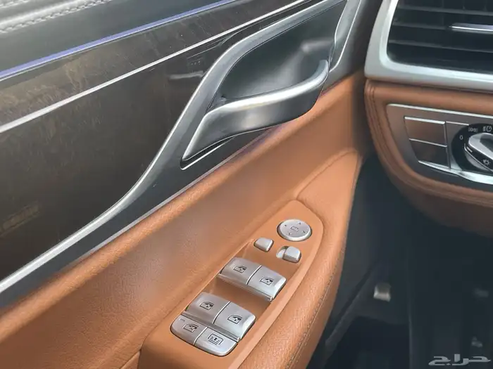BMW 730ثاني مالك 2020 نظيف جدااا 38