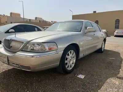 لنكولن تاون كار 2007 index