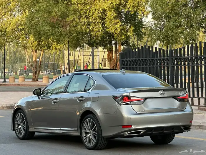 لكزس GS350 موديل 2017 سعودي فل كامل 8