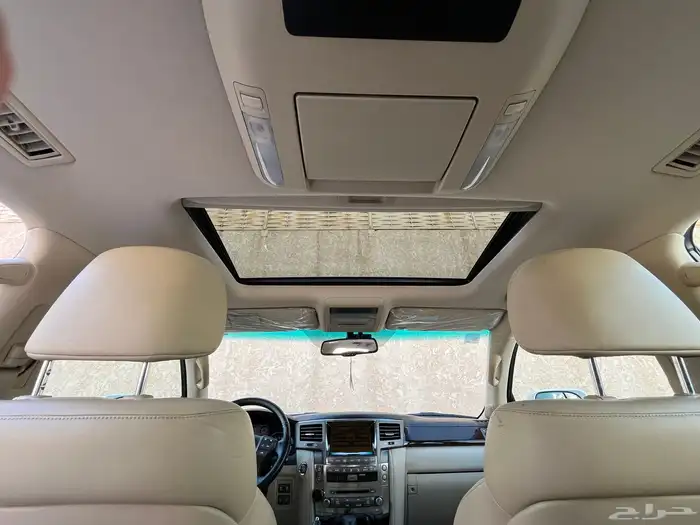 لكزس LX570. 2010 17