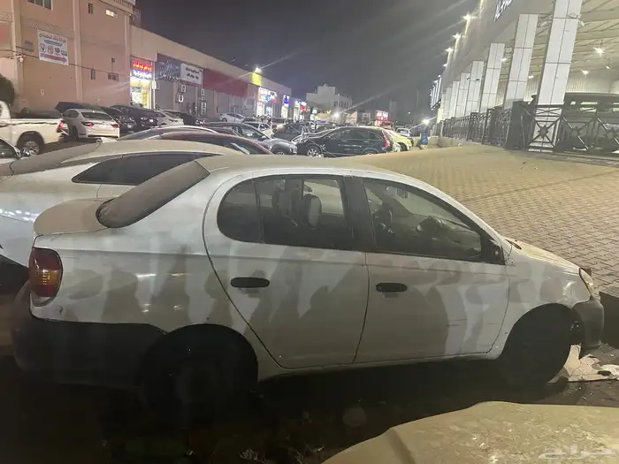 تويوتا ايكو 2004 1