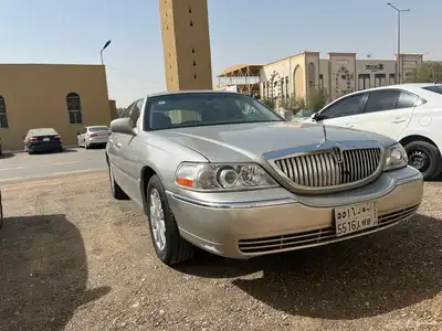 لنكولن تاون كار 2007 index
