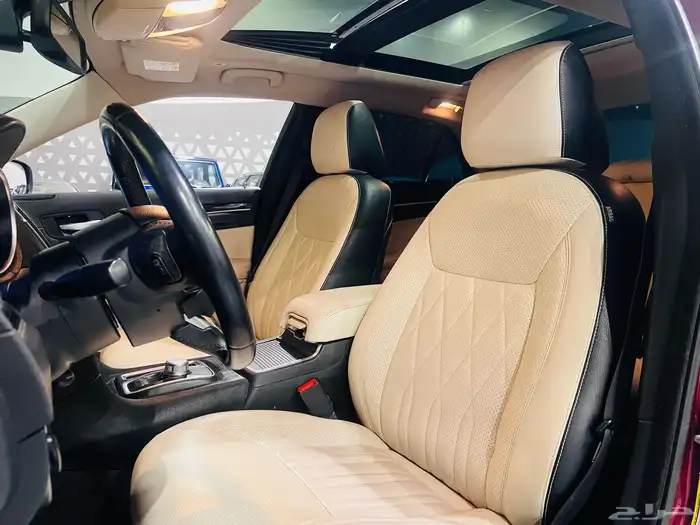 كرايزلر 2019 C300 V6 (عرض خاص) 7