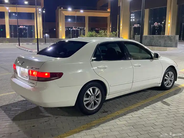 هوندا أكورد 2005 7