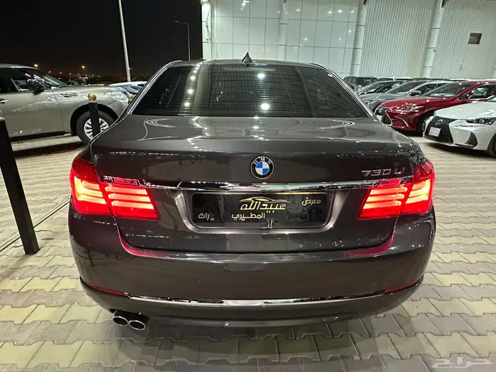 بي ام دبليو 730 موديل 2015 فل كامل 21