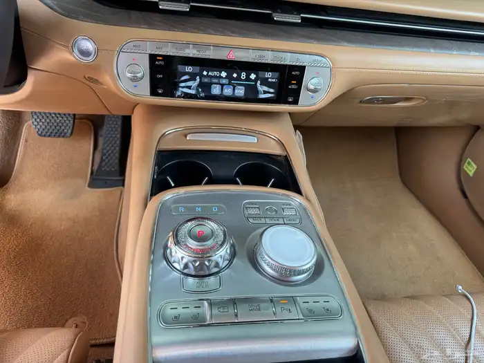 للبيع جينسيس G90 13