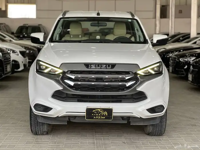 ايسوزو ام يو اكس موديل 2022 0
