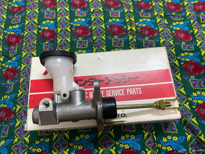 علبة كلتش فوق صالون 90-99 ياباني 1