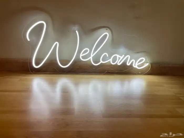 تصاميم لوحات نيون LED لجميع المناسبات 7