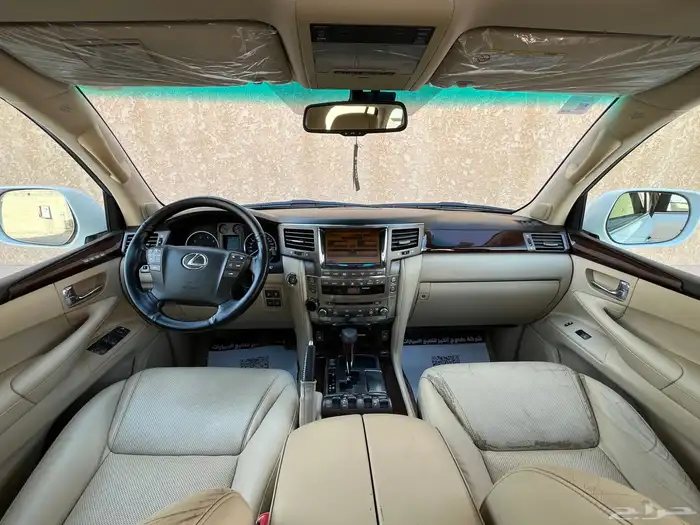 لكزس LX570. 2010 14