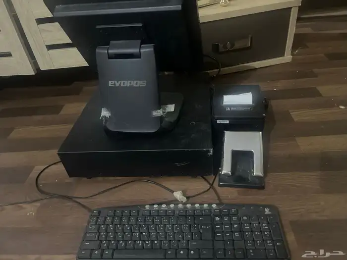 كمبيوتر مكتبي وآلة بانكيك وكاشير كامل ولابتوب محمول 2