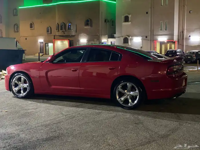Dodge Charger RT V8 5.7 HEMI 32