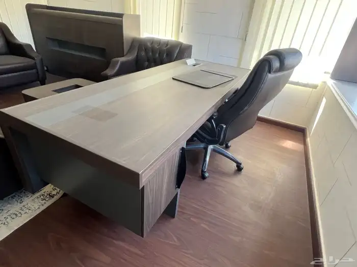 مكاتب فاخرة للبيع 7
