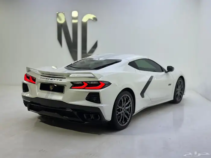 كورفيت 2023 C8 7