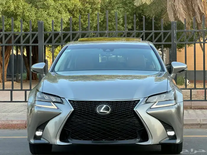 لكزس GS350 موديل 2017 سعودي فل كامل 12