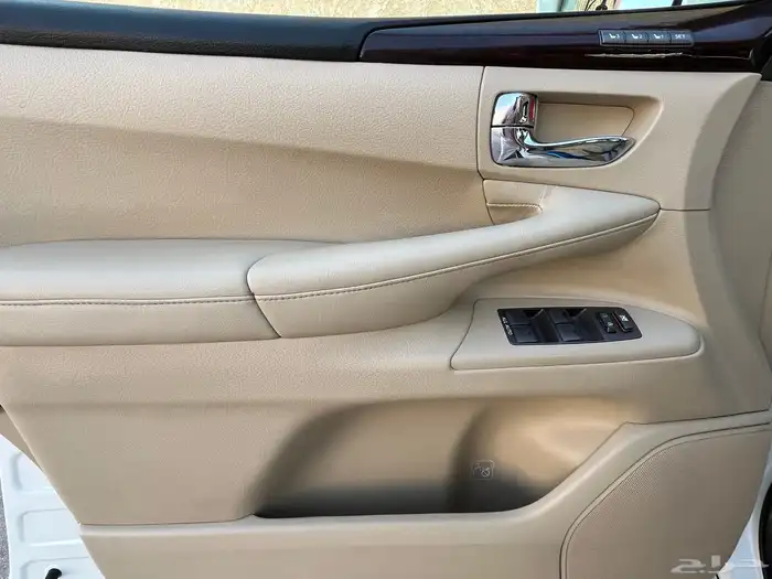 لكزس LX570. 2010 18