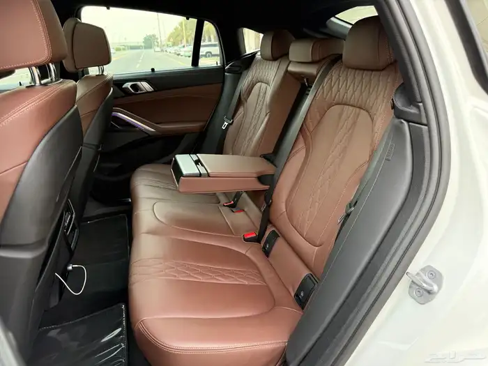 بي ام دبليو X6 2022 M50i - ناغي - 8 سلندر 37