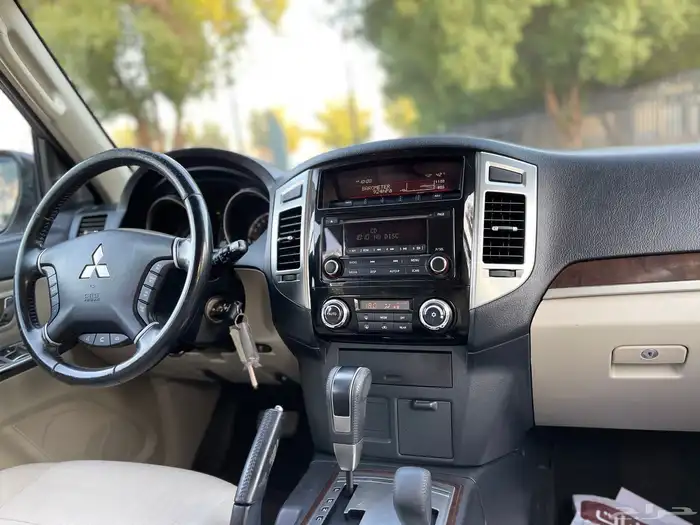 ميتسوبيشي-باجيرو 2020(ممشي75الف)مخزن 23