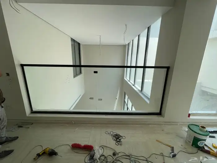زجاج سكريت زجاج مكاتب أبواب زجاج درابزين 10