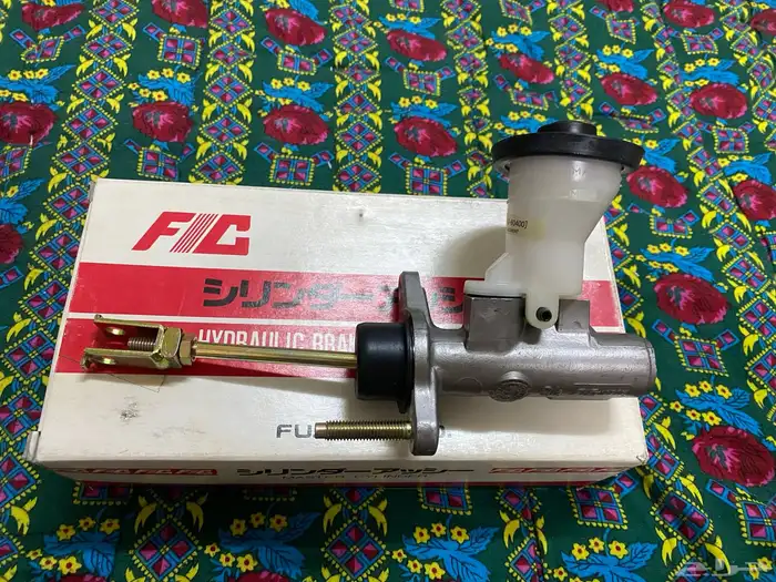 علبة كلتش فوق صالون 90-99 ياباني 2