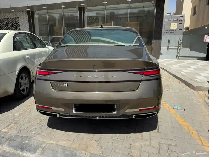 للبيع جينسيس G90 2
