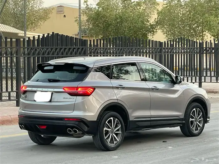 جيلي كولراي 2023 2