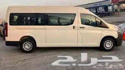 تويوتا هايس 2025 سقف عالي قير عادي ديزل 3