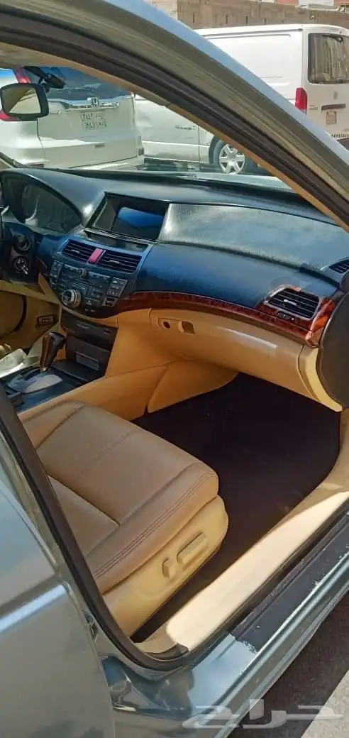 2011 Honda Accord Crosstour   Full Option (V6 FWD) 3