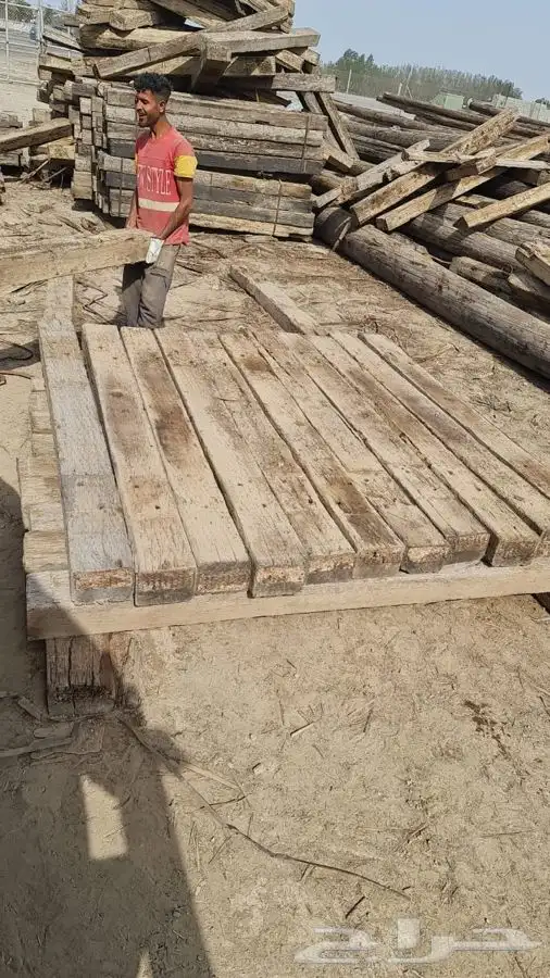 خشب سكة قطار 2