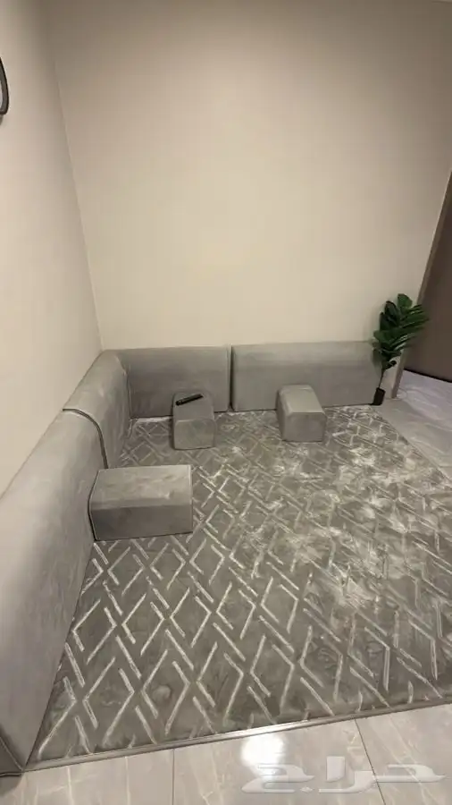 للبيع اثاث مستخدم الجبيل البلد 1