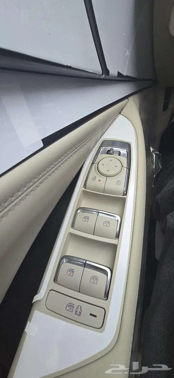 كيا k8 2025 استاندر 10