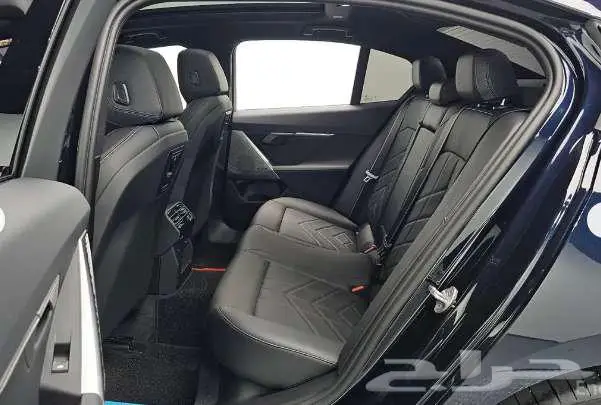 BMW520i موديل 2025 الميموني للاستيراد بكوريا 8