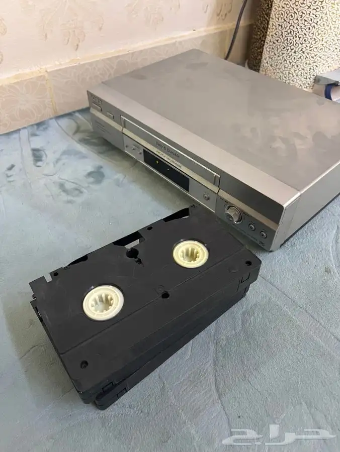 للبيع جهاز فديو DVD 3