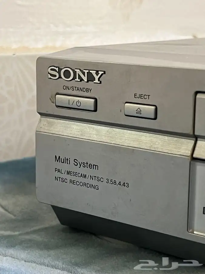 للبيع جهاز فديو DVD 2
