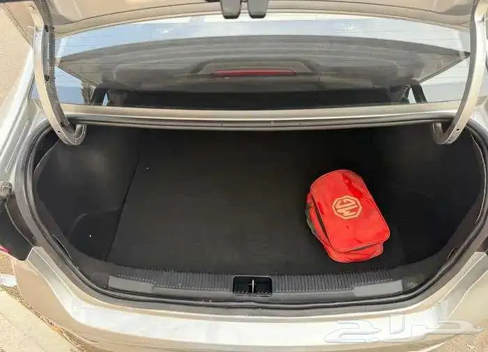 MG 5 FULL OPTION-LUXURY 3
