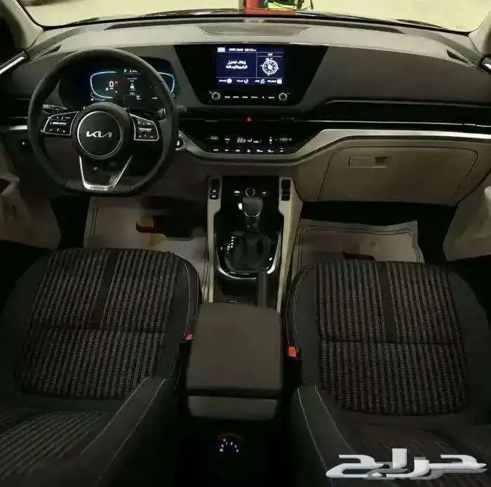كيا كارينز نص فل 7 مقاعد 2025 كاش وتقسيط منتهي بالتمليك 5