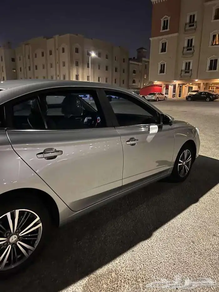 MG 5 FULL OPTION-LUXURY 0