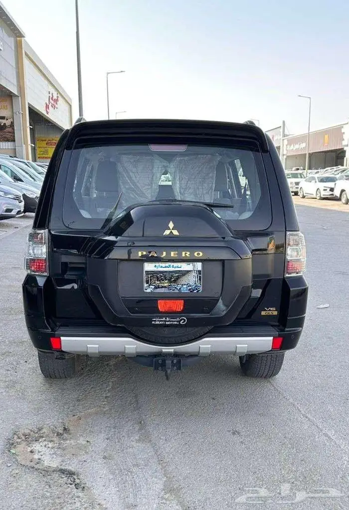 ميتسوبيشي باجيرو 2022 فل كامل العلامه الذهبية 3