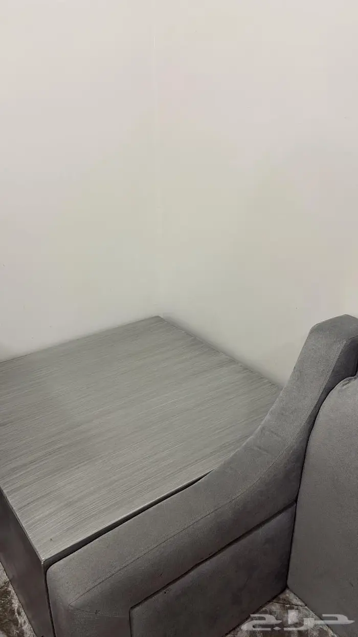 مخاد للبيع 1