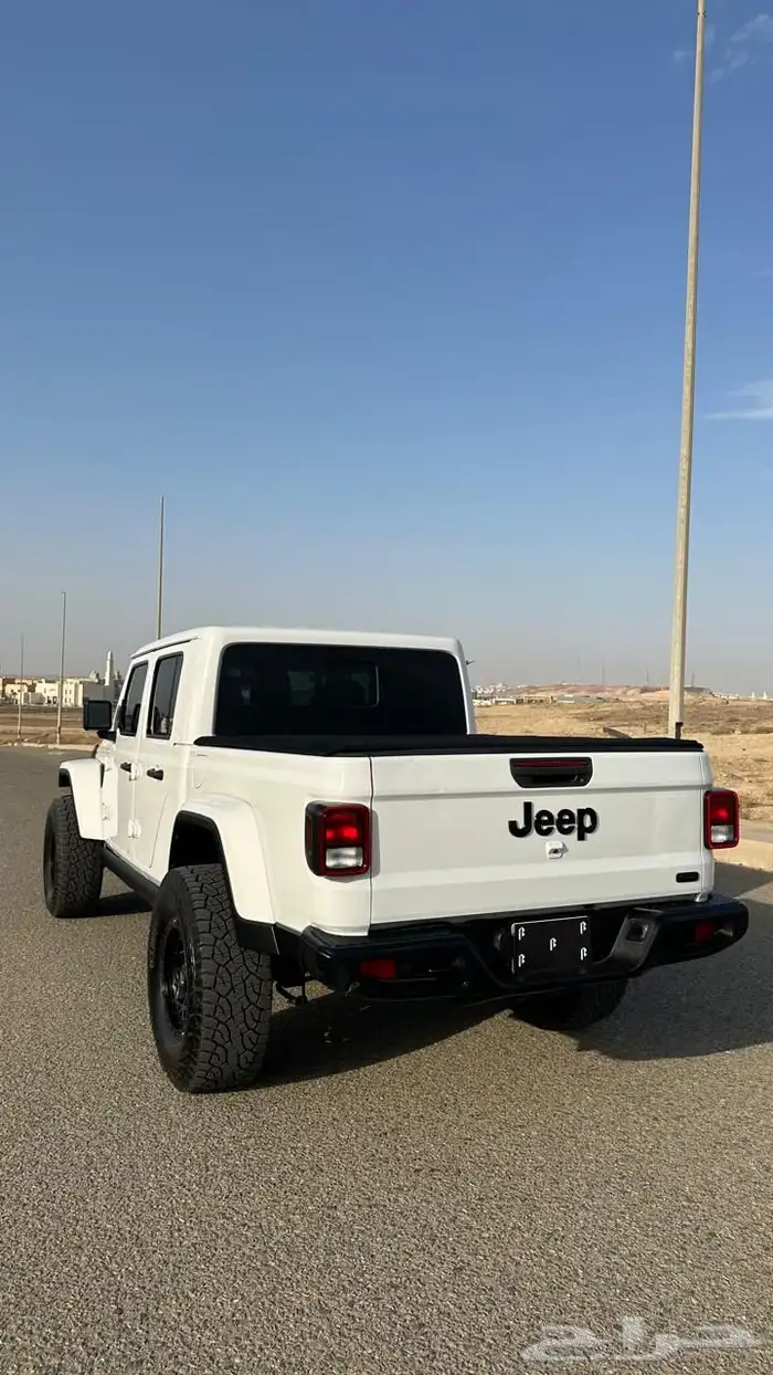 جيب قلاديتور اوفرلاند موديل 2021 2