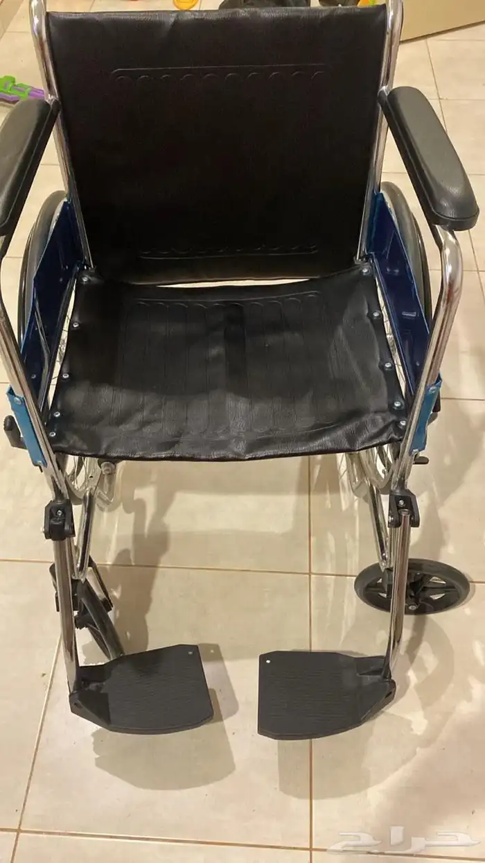 عربية كبار سن 1
