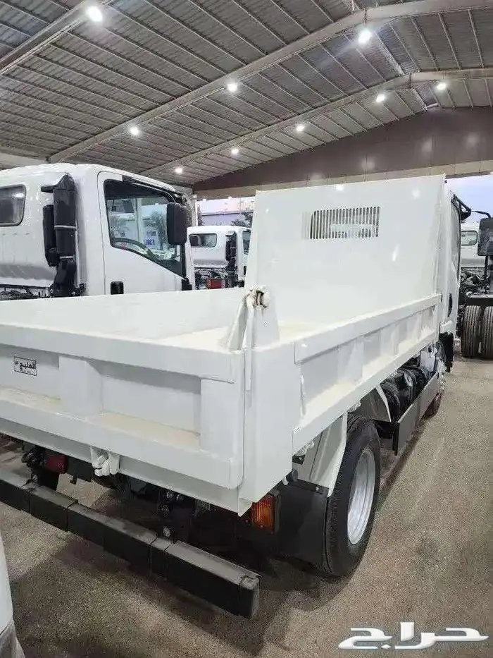 ايسوزو قلاب 3 طن 5 طن 2025 سعر خاص للشركات والمؤسسات 4