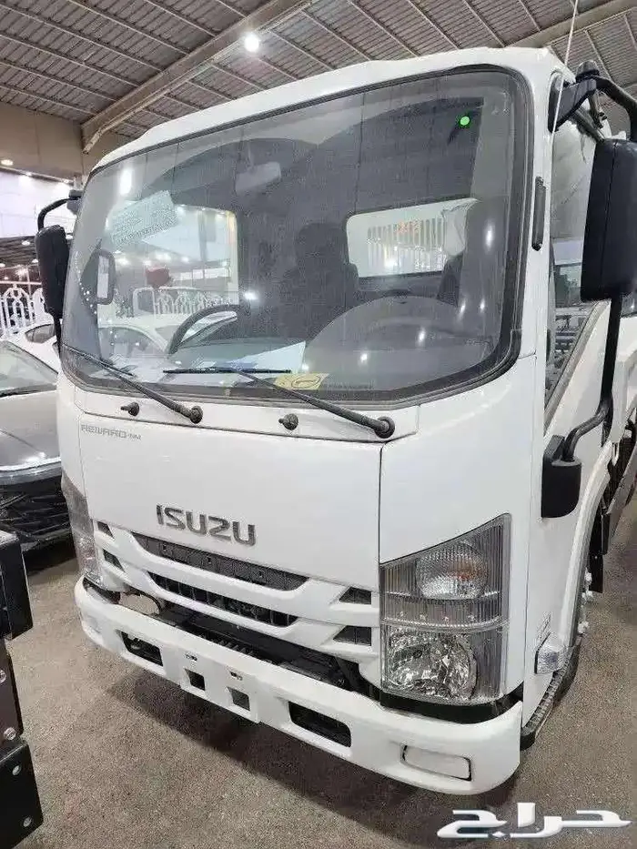 ايسوزو قلاب 3 طن 5 طن 2025 سعر خاص للشركات والمؤسسات 2