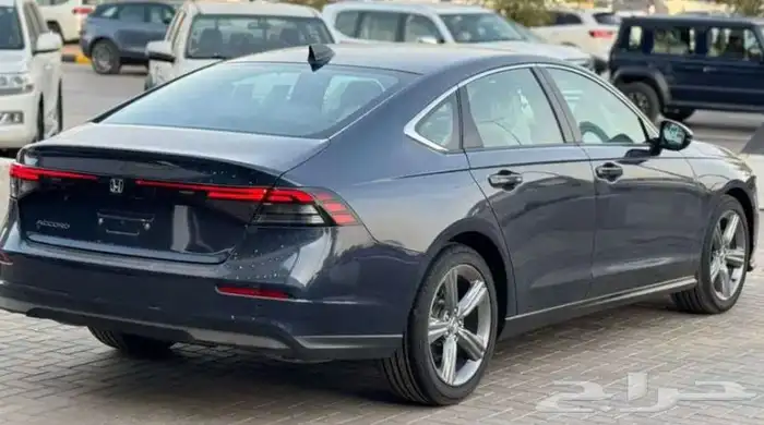 هوندا اكورد EX نص فل موديل 2025 3
