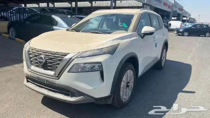 نيسان اكستريل نص فل 2025 SV بلاس اس في بلس اكس تريل 6