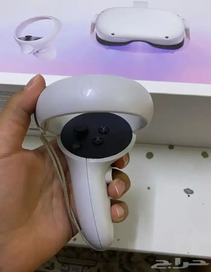 ميتا كويست 2 للبيع مستعجل نظيفه 8