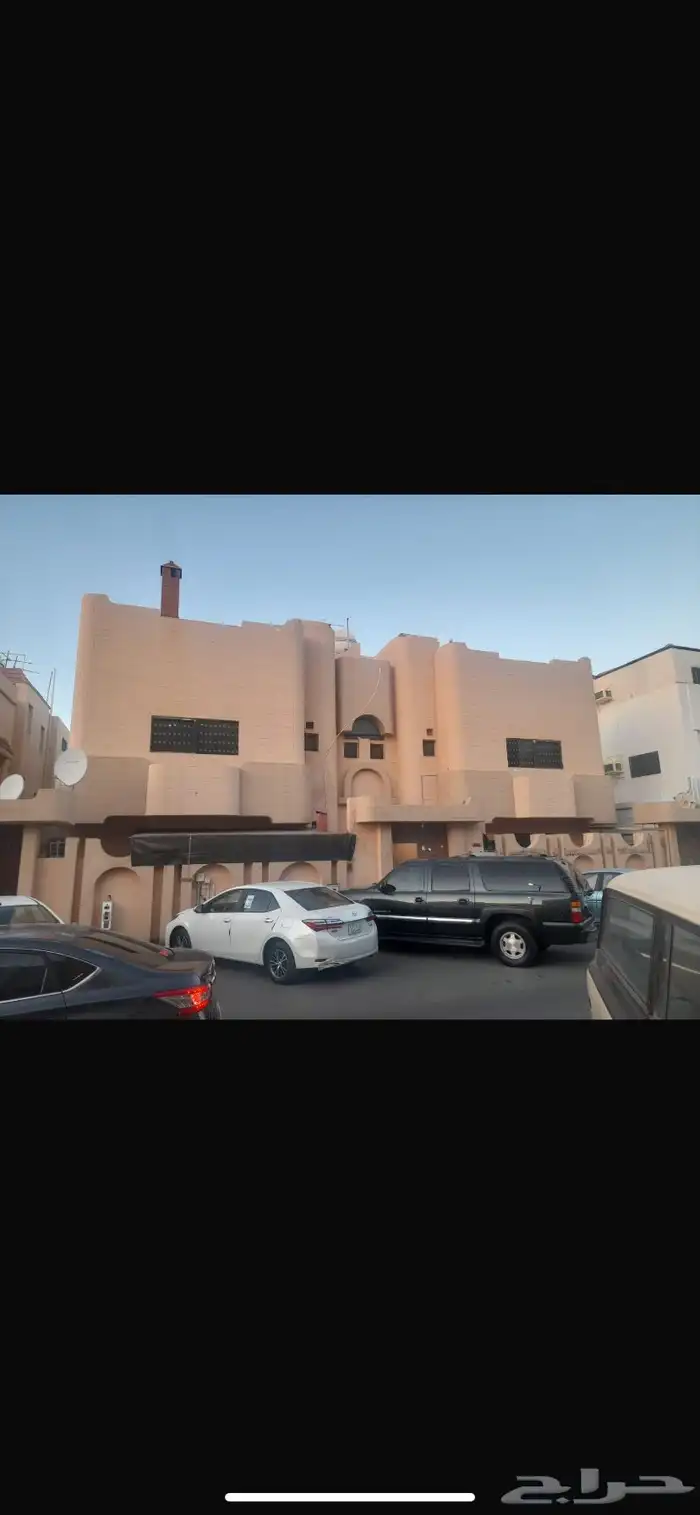 للبيع عماره سكنية موقع ممتاز 0