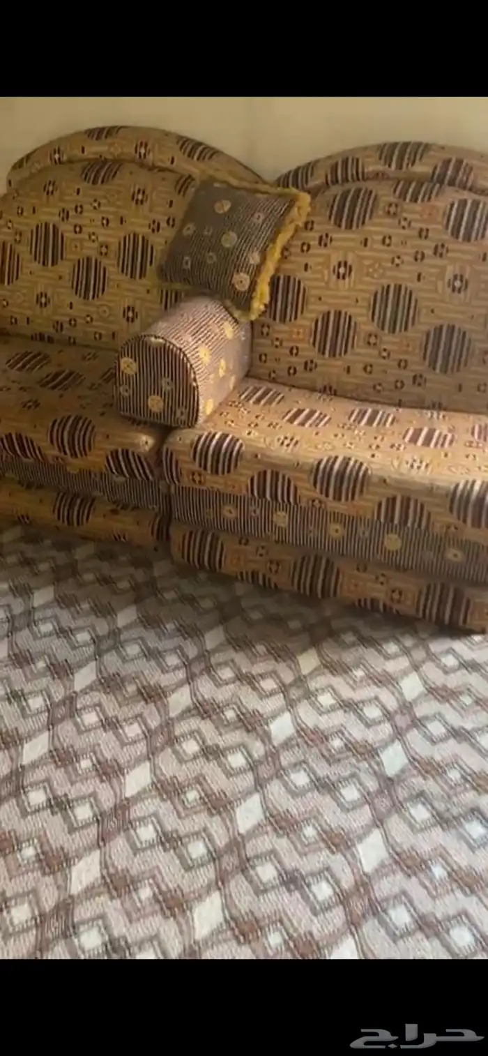 كنب متصل يسع 25 شخص خشب اصلي 3