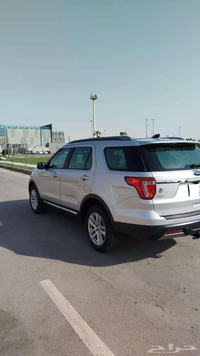 فورد اكسبلورر 2018 XLT بحالة ممتازة للبيع 5