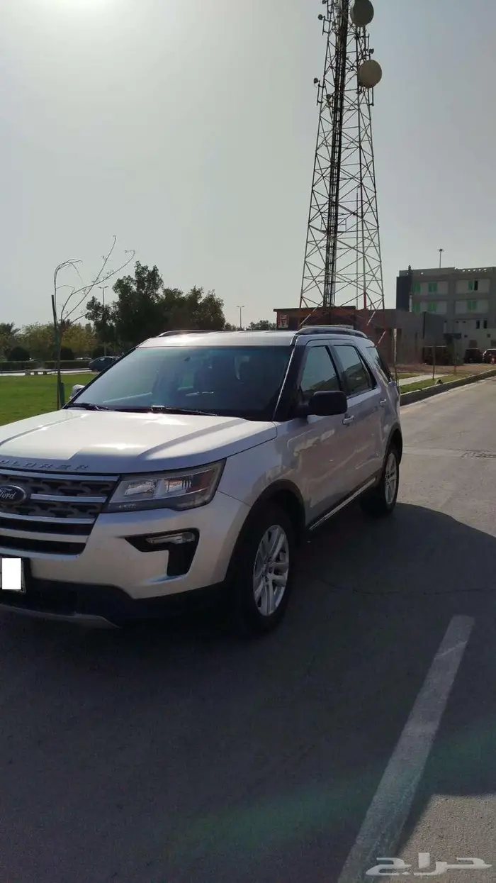 فورد اكسبلورر 2018 XLT بحالة ممتازة للبيع 1